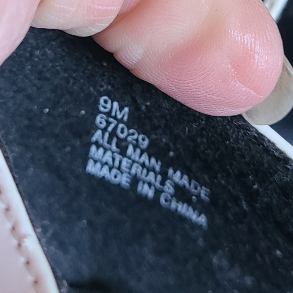 Vintage Fredericks of Hollywood Pumps - Picture 8 of 9